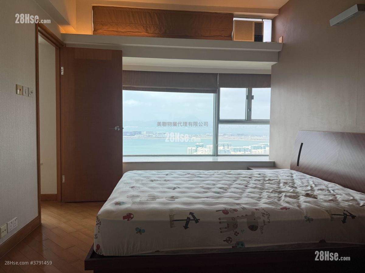 Coastal Skyline Sell 3 Bedrooms 911 ft²