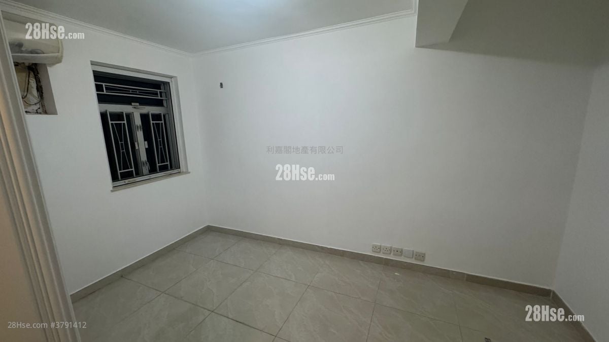 作壆坑新村 7号 售盘 2 房 , 1 浴室 630 平方尺