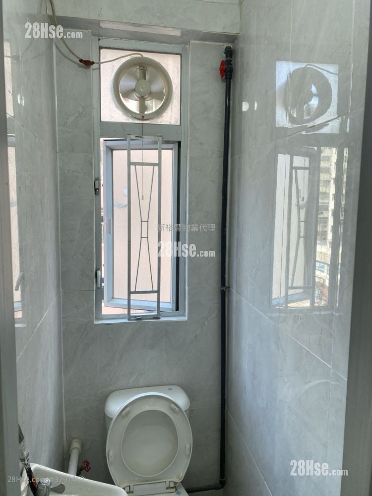 Wing Yip Commercial Building Sell Studio