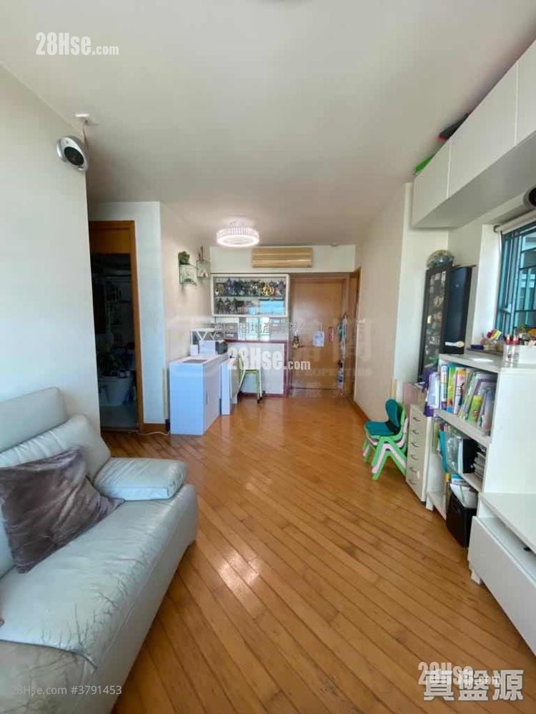 Aquamarine Rental 2 Bedrooms , 1 Bathroom 494 ft²