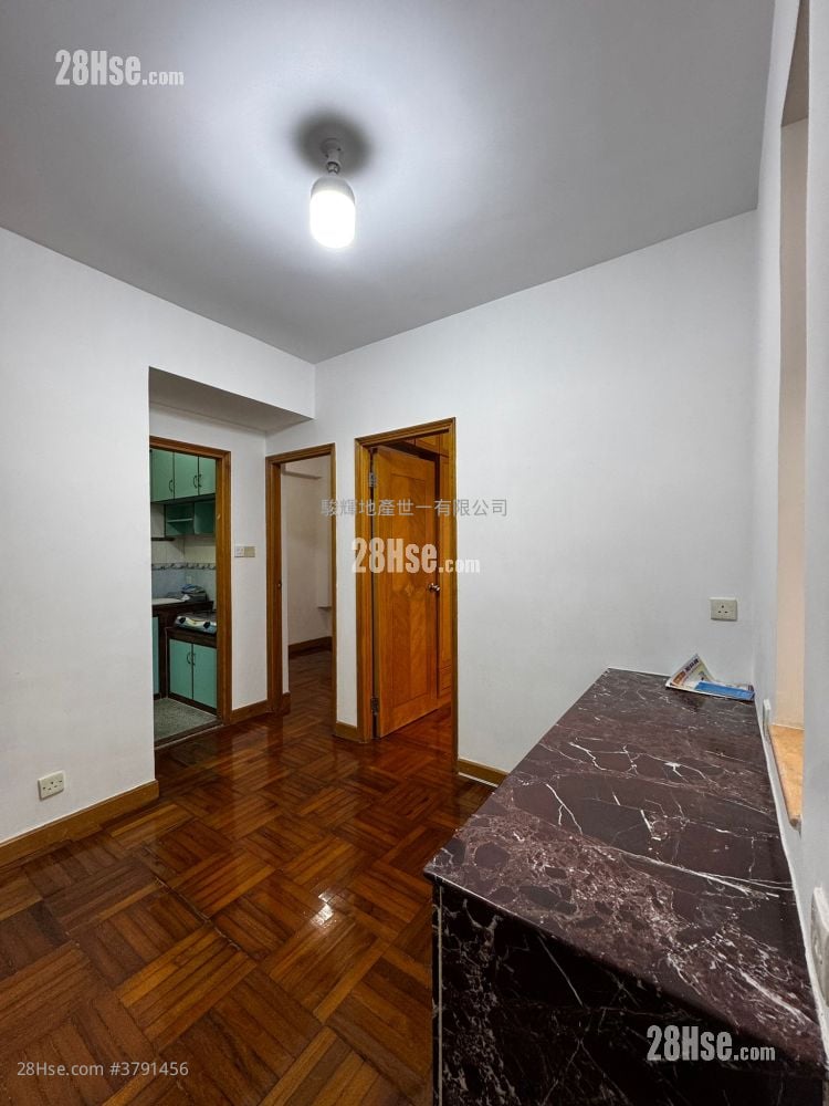 Wah Sun Building Rental 318 ft²