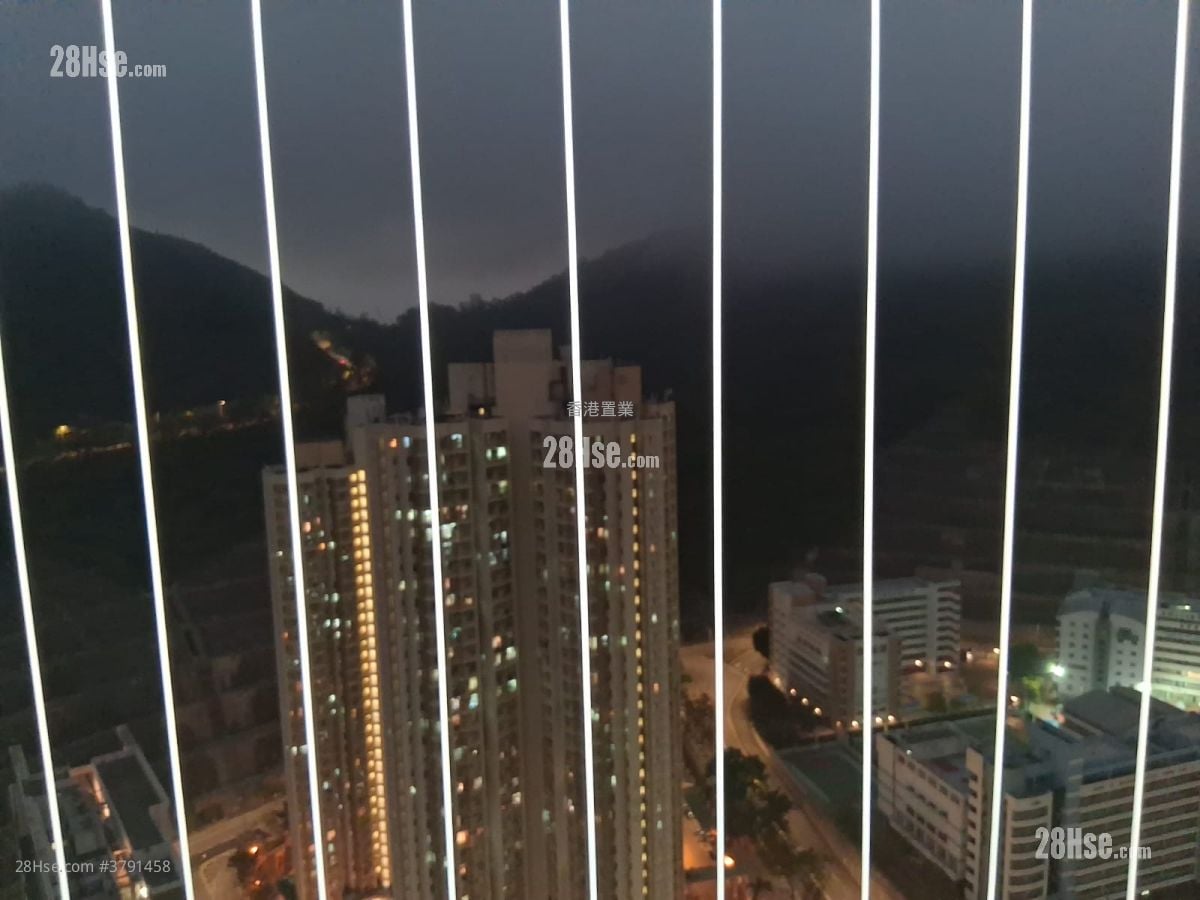 都会駅 租盘 2 房 , 1 浴室 492 平方尺