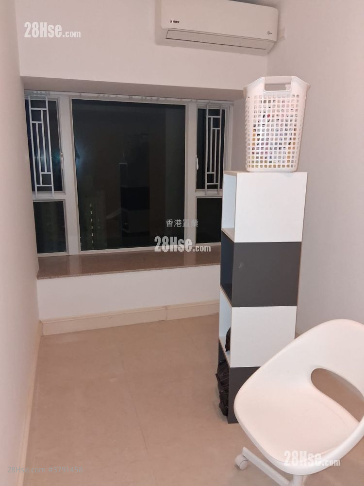 都会駅 租盘 2 房 , 1 浴室 492 平方尺