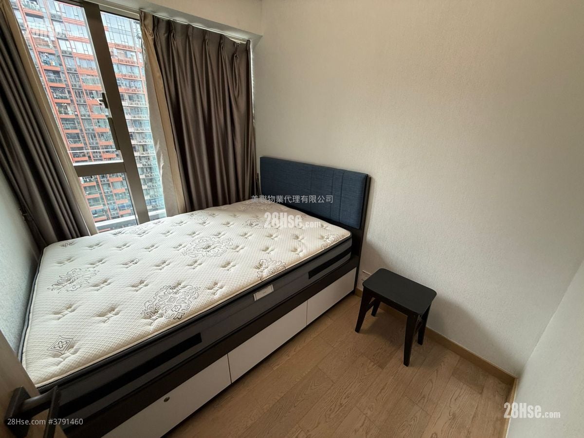 Centra Horizon Rental 3 Bedrooms , 1 Bathroom 581 ft²