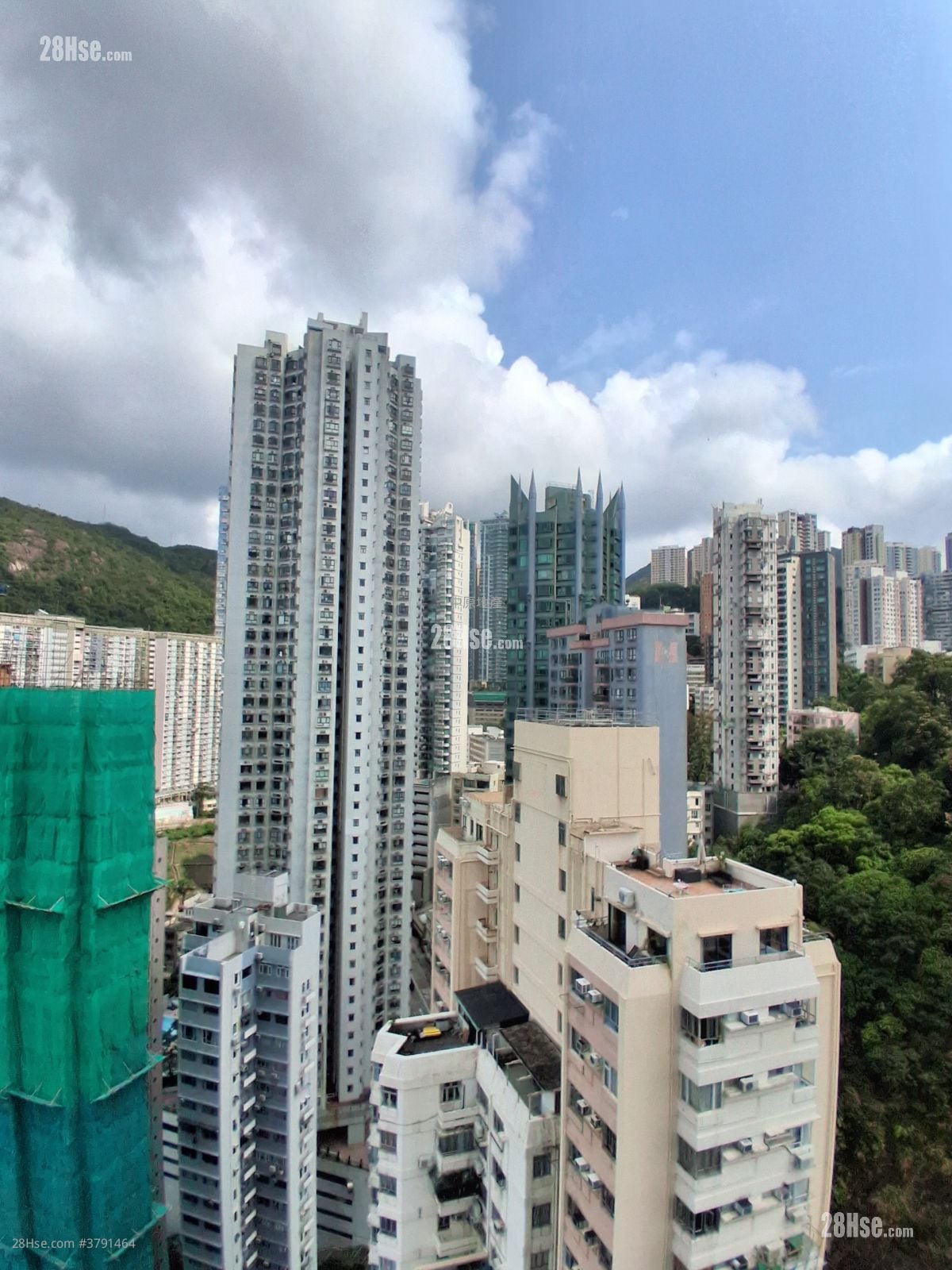 Warrenwoods Sell Studio 273 ft²