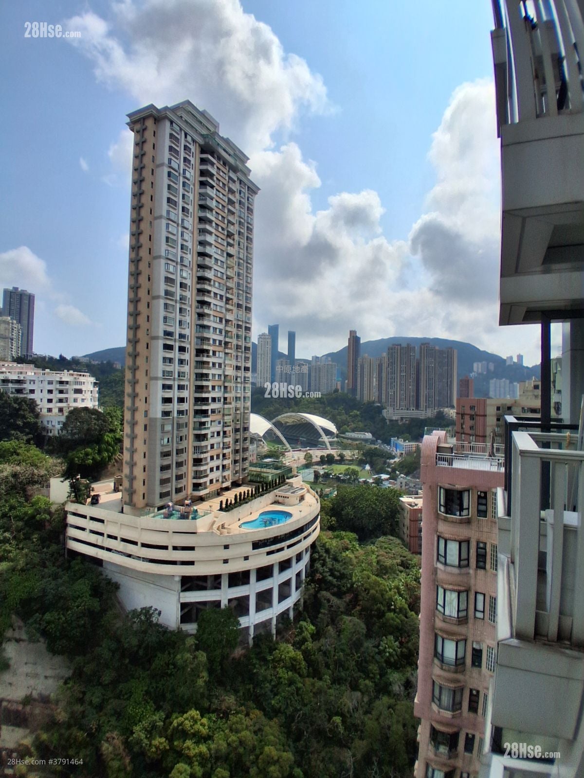 Warrenwoods Sell Studio 273 ft²