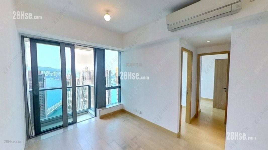 Montara Sell 2 Bedrooms 561 ft²