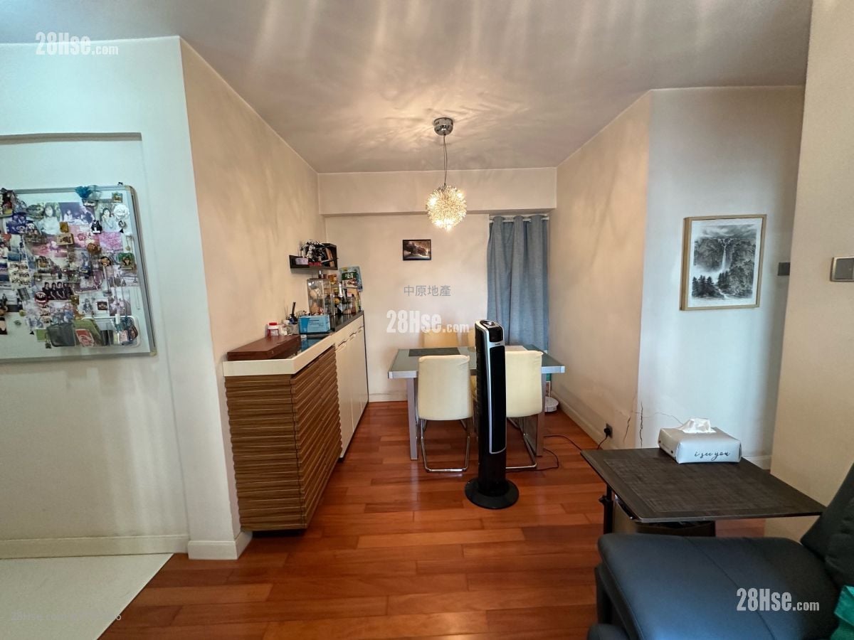 Greenfield Garden Sell 2 Bedrooms , 1 Bathroom 449 ft²