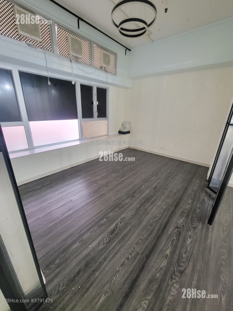 Hoi Luen Industrial Centre Rental 1 Toilet