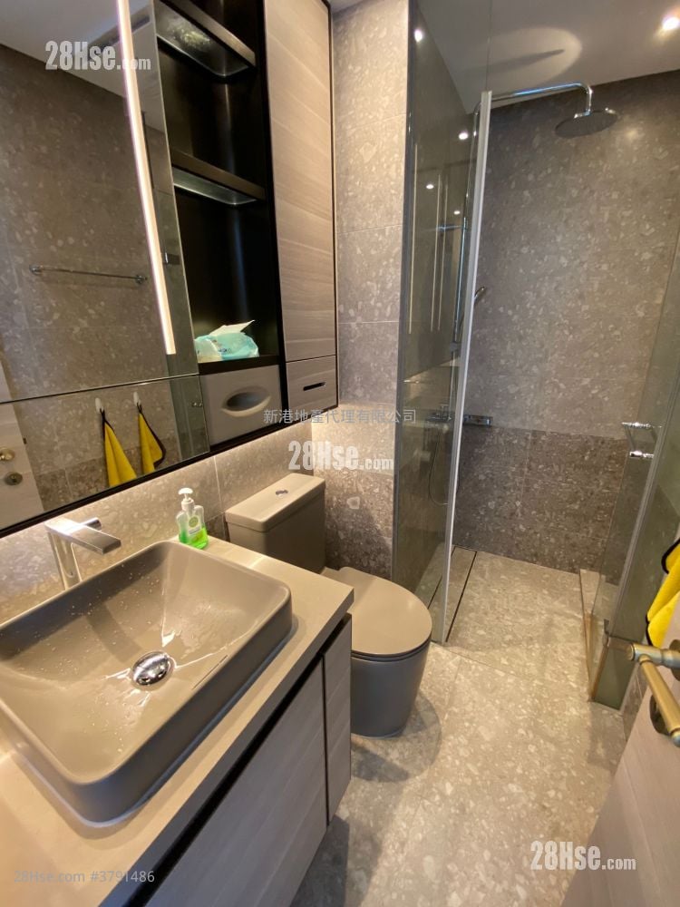 Artisan Garden Sell 1 Bedroom , 1 Bathroom 300 ft²