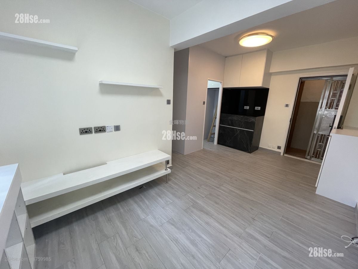 中央大厦 售盘 2 房 , 1 浴室 591 平方尺