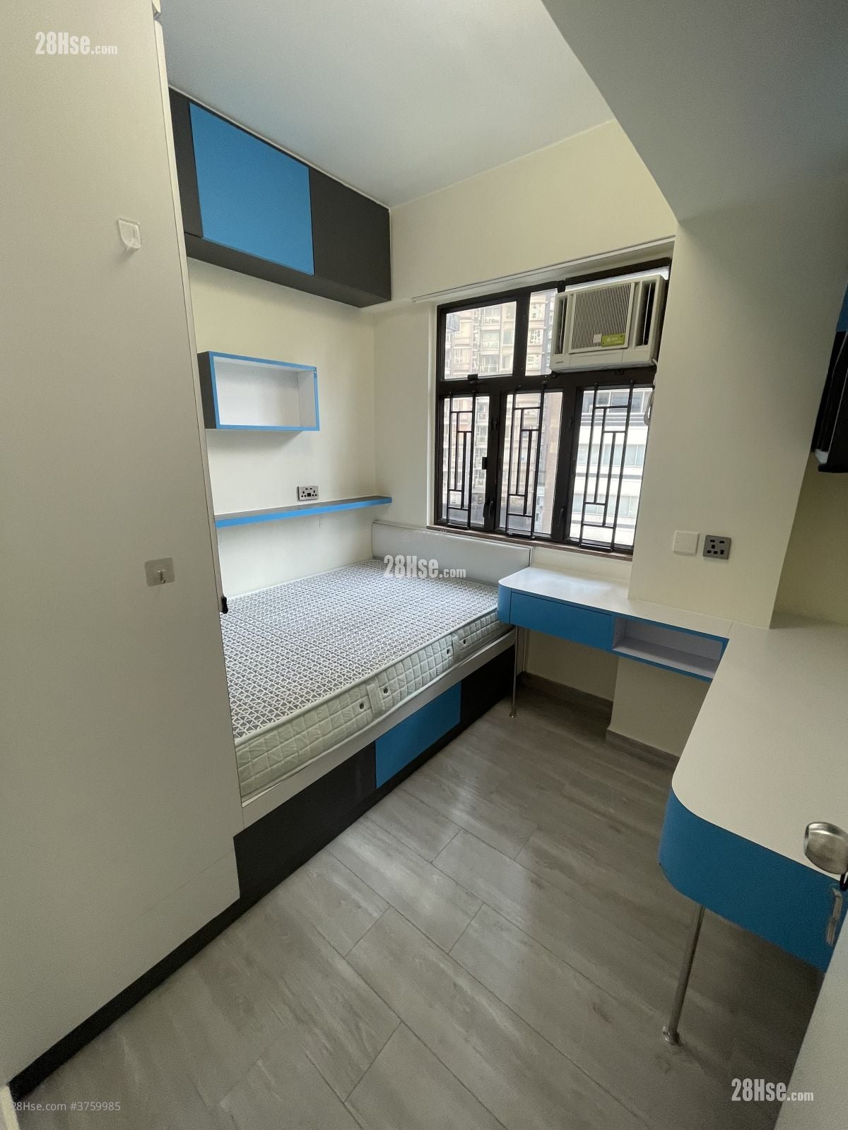 中央大厦 售盘 2 房 , 1 浴室 591 平方尺