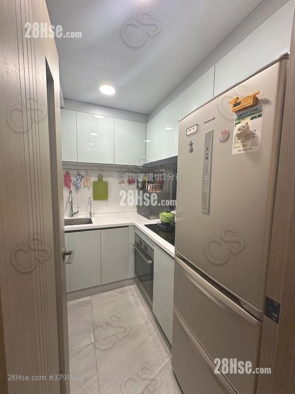 Nan Fung Sun Chuen Sell 3 Bedrooms , 1 Bathroom 570 ft²