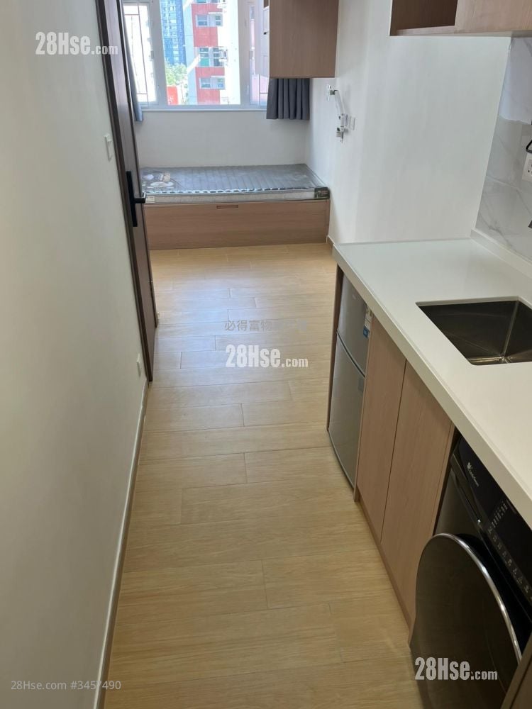 Fife Lau Rental Studio , 1 Bathroom 180 ft²