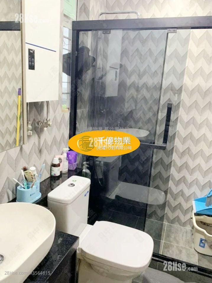 丽翠苑 售盘 2 房 379 平方尺