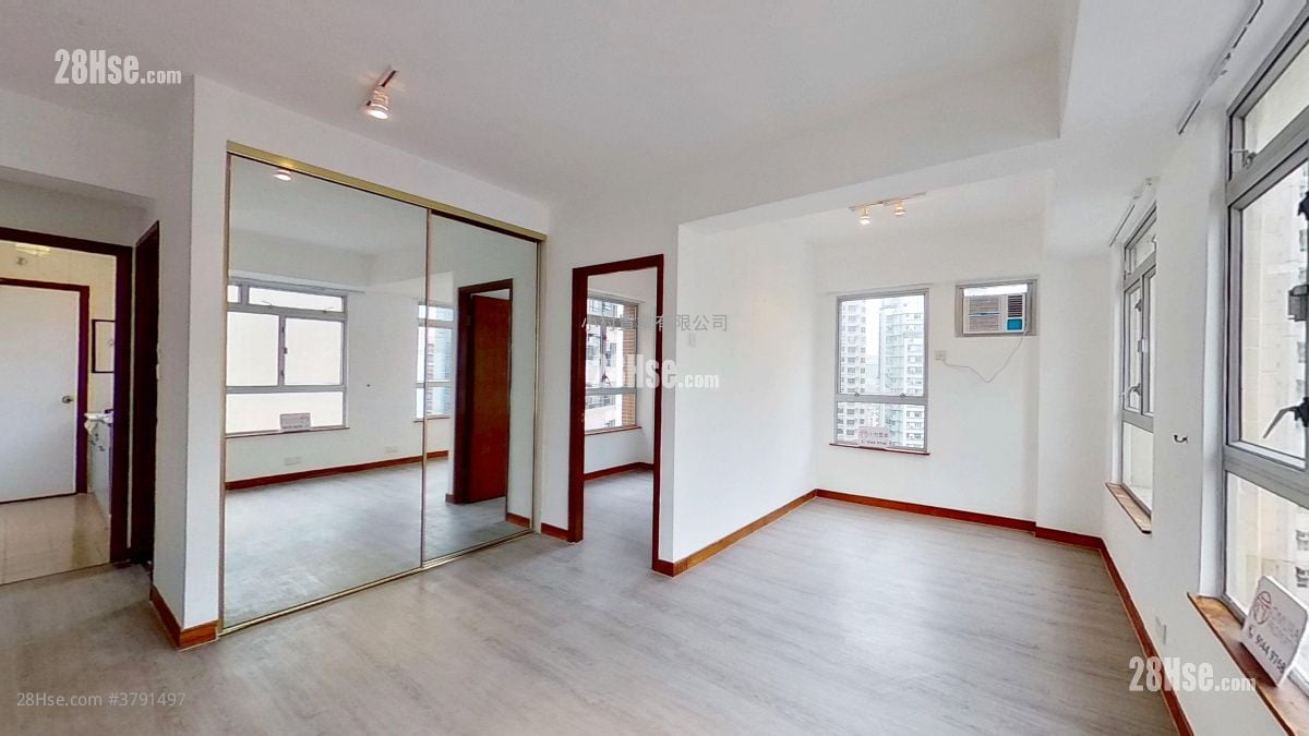 厅: 伊利阁 租盘 1 房 , 1 浴室 432 平方尺