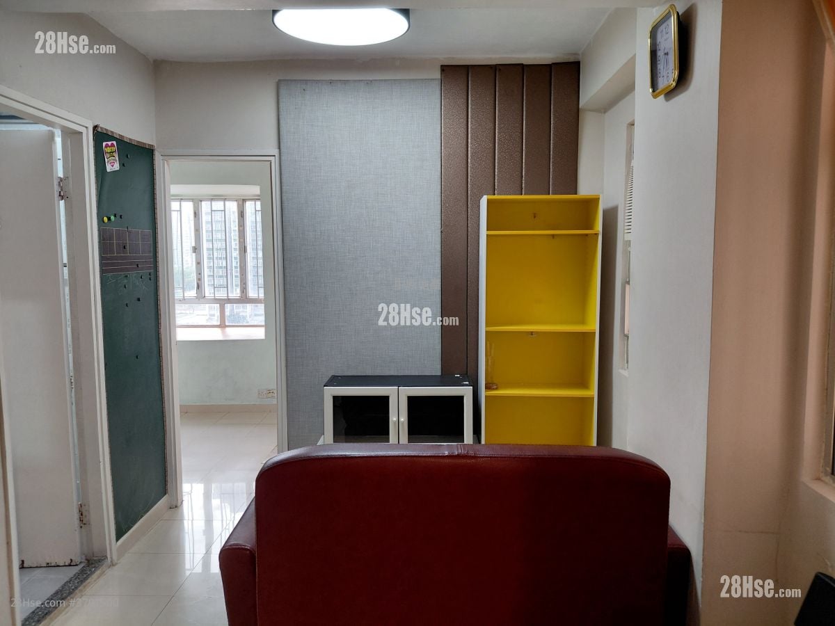 Chuen Fai Centre Rental 1 Bedroom , 1 Bathroom 295 ft²