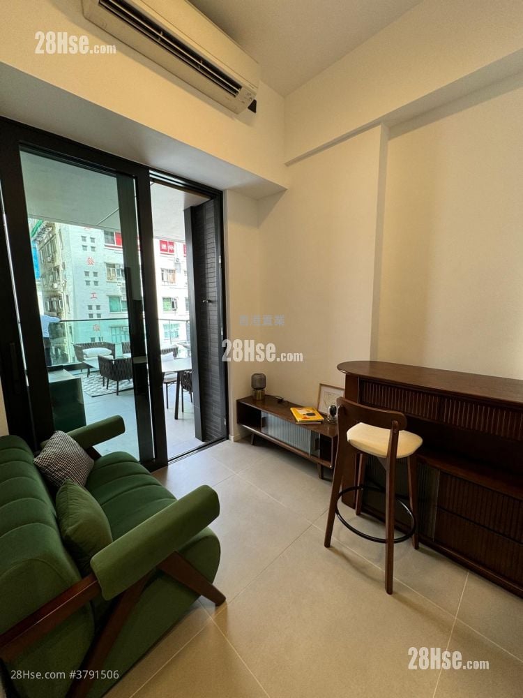 Larchwood Rental 1 Bedroom , 1 Bathroom 267 ft²