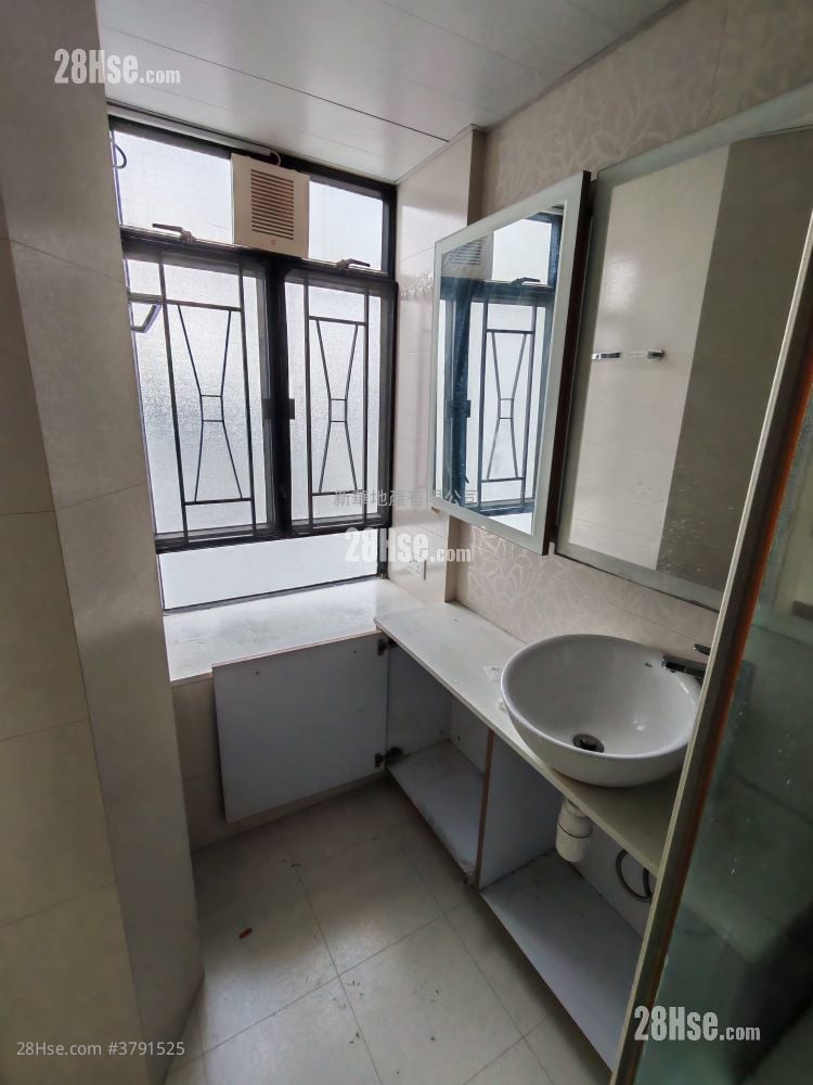 康怡花园 售盘 3 房 , 2 浴室 757 平方尺