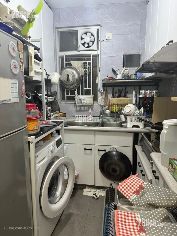 鲤安苑 售盘 2 房 , 1 浴室 506 平方尺