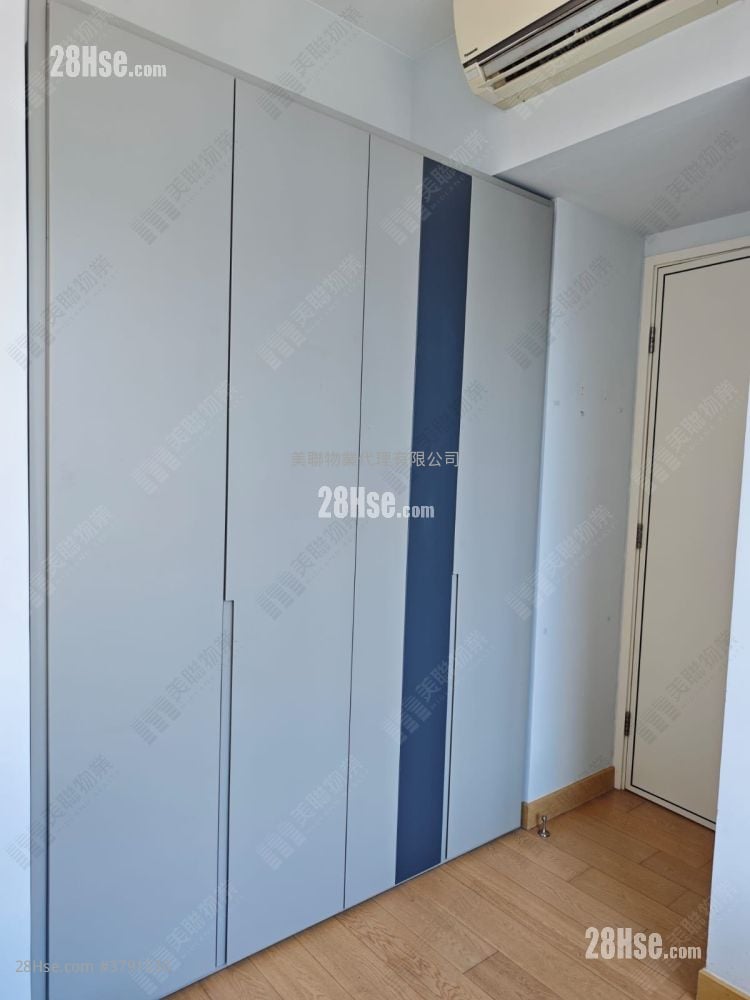 Capri Sell 2 Bedrooms , 1 Bathroom 521 ft²