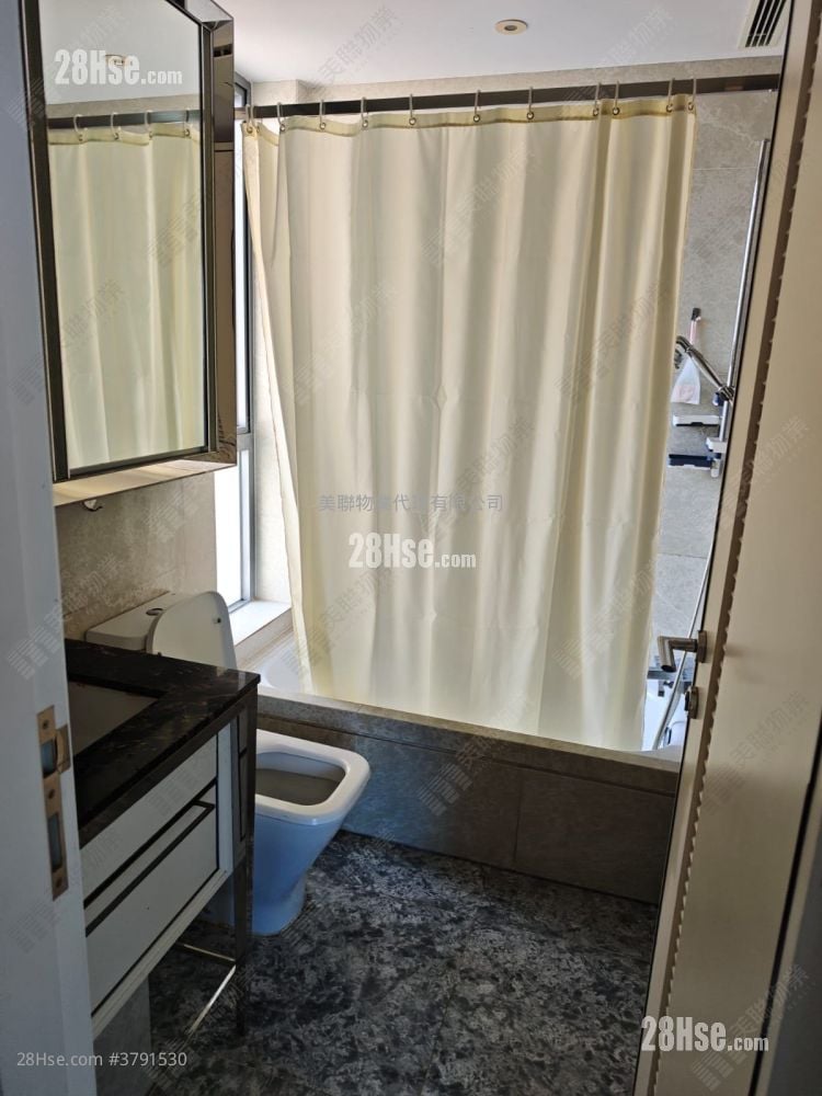 Capri Sell 2 Bedrooms , 1 Bathroom 521 ft²