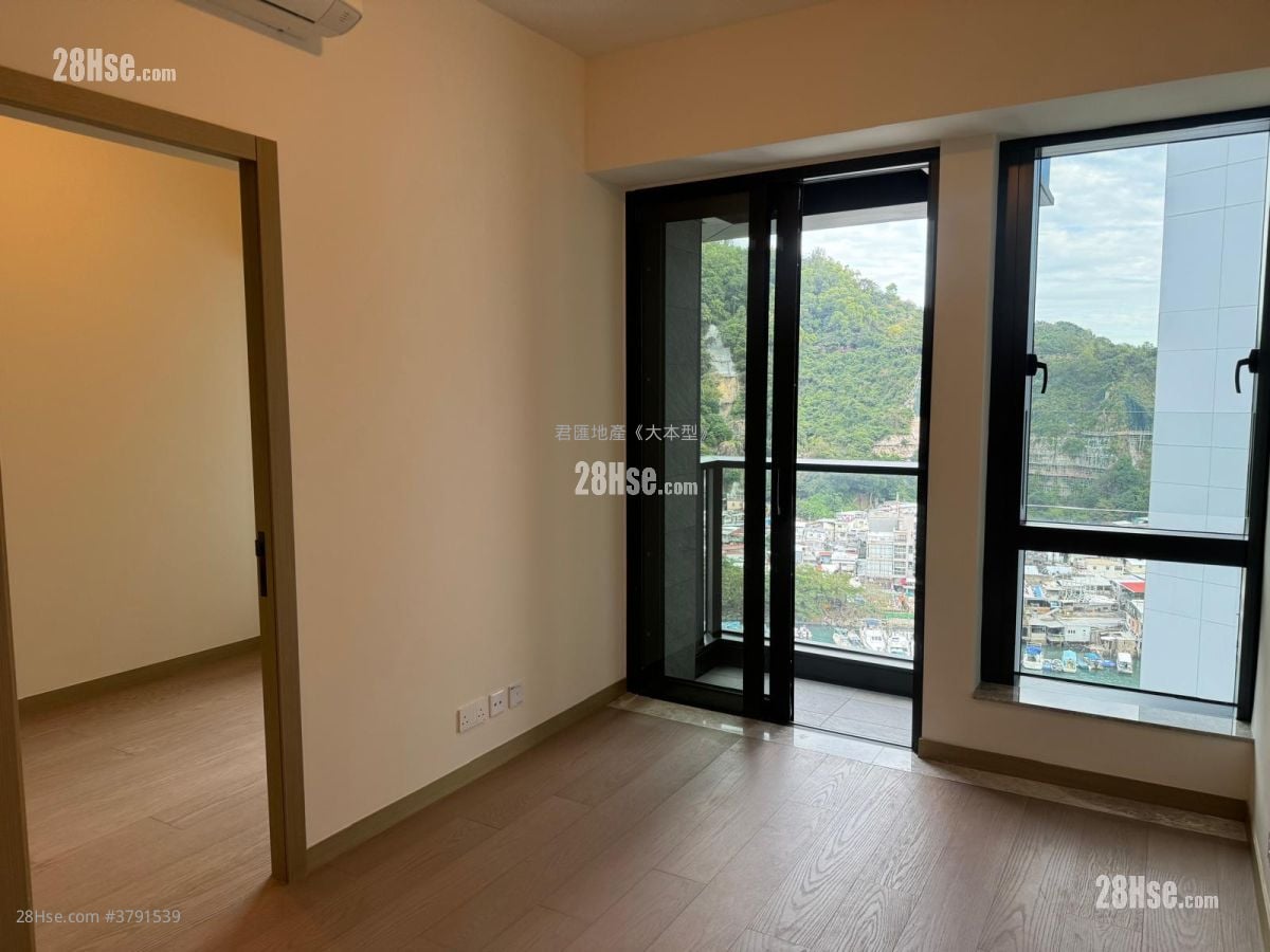 Montego Bay Sell 347 ft²