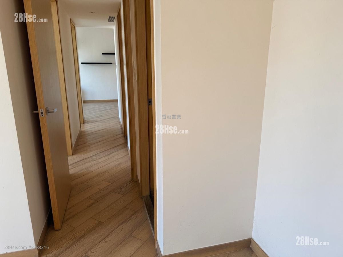 The Visionary Sell 3 Bedrooms , 2 Bathrooms 1,034 ft²