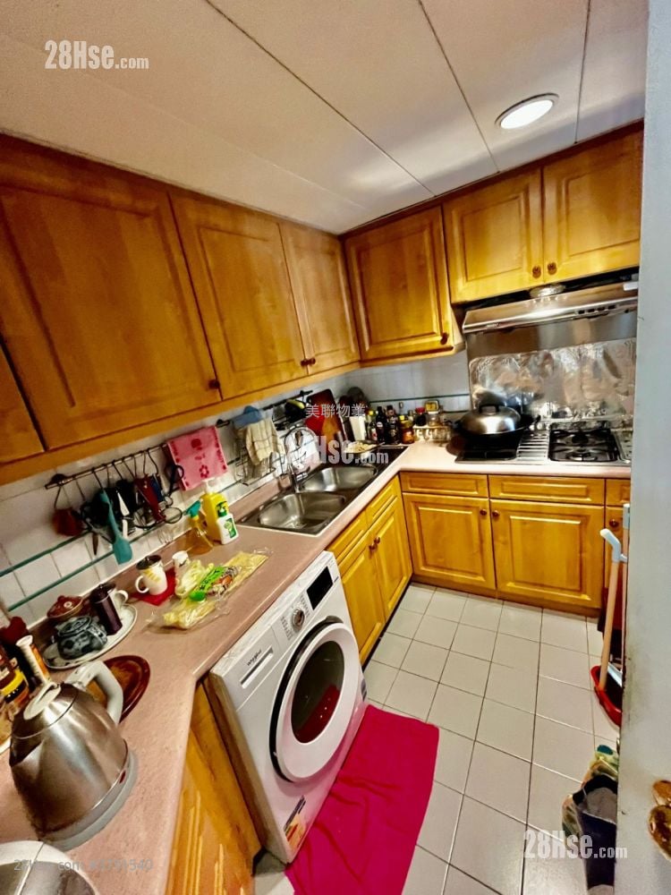 欣荣花园 售盘 4 房 778 平方尺