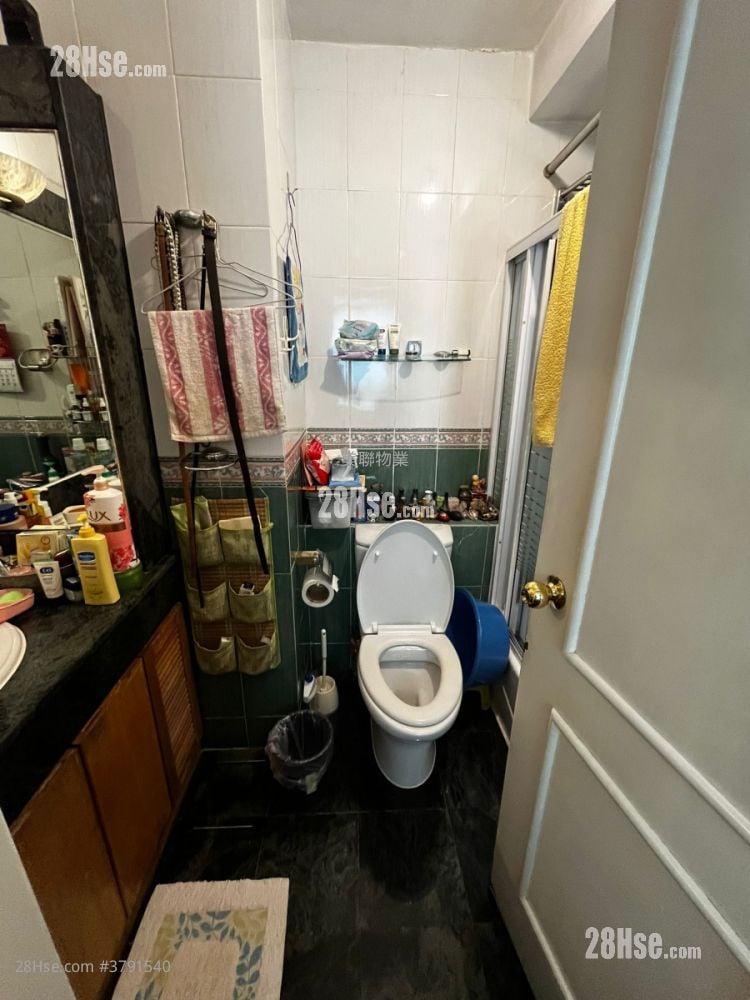 欣荣花园 售盘 4 房 778 平方尺