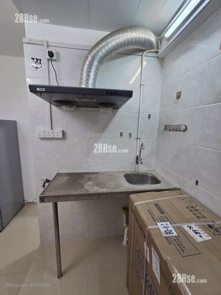 良友大厦 租盘 开放式间隔 , 1 浴室 140 平方尺