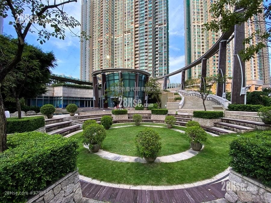 领都 售盘 3 房 , 2 浴室 728 平方尺