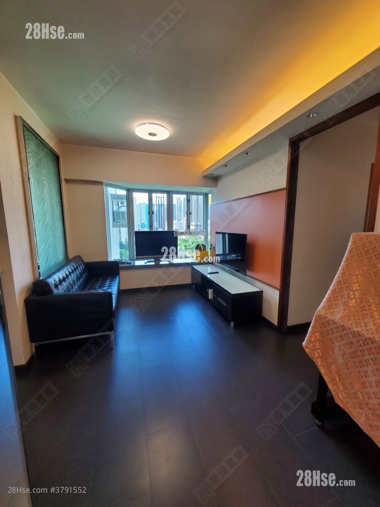 Metro Harbour View Sell 3 Bedrooms , 2 Bathrooms 536 ft²