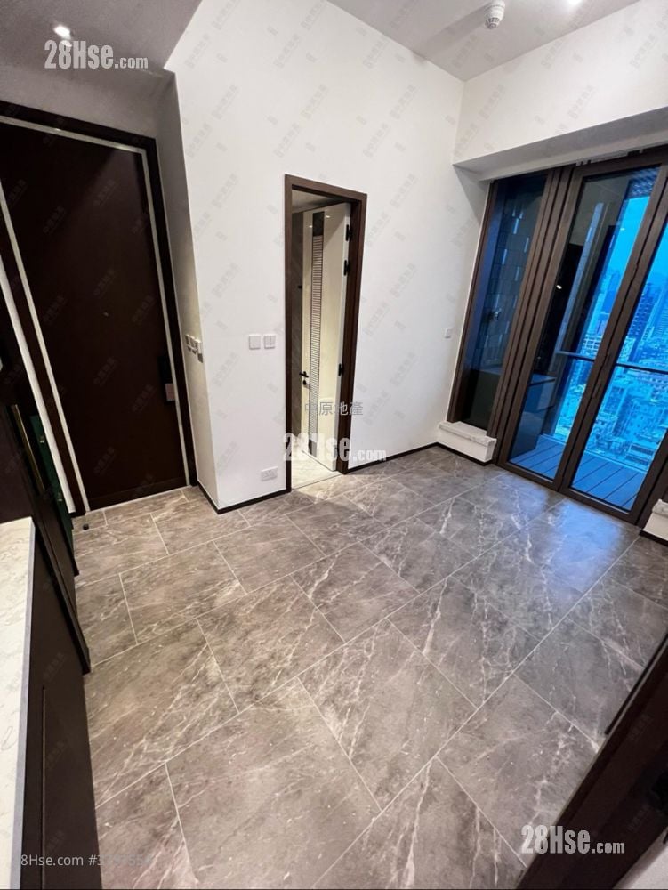 Belgravia Place 售盘 2 房 351 平方尺