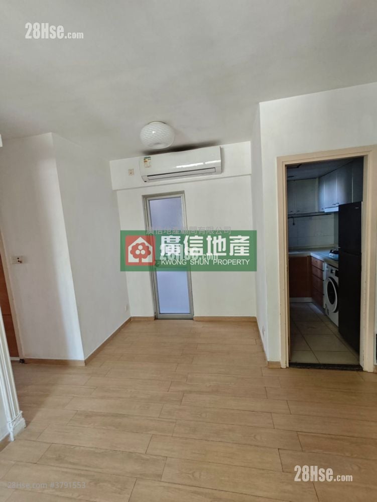 Metro Harbour View Rental 2 Bedrooms , 1 Bathroom 414 ft²