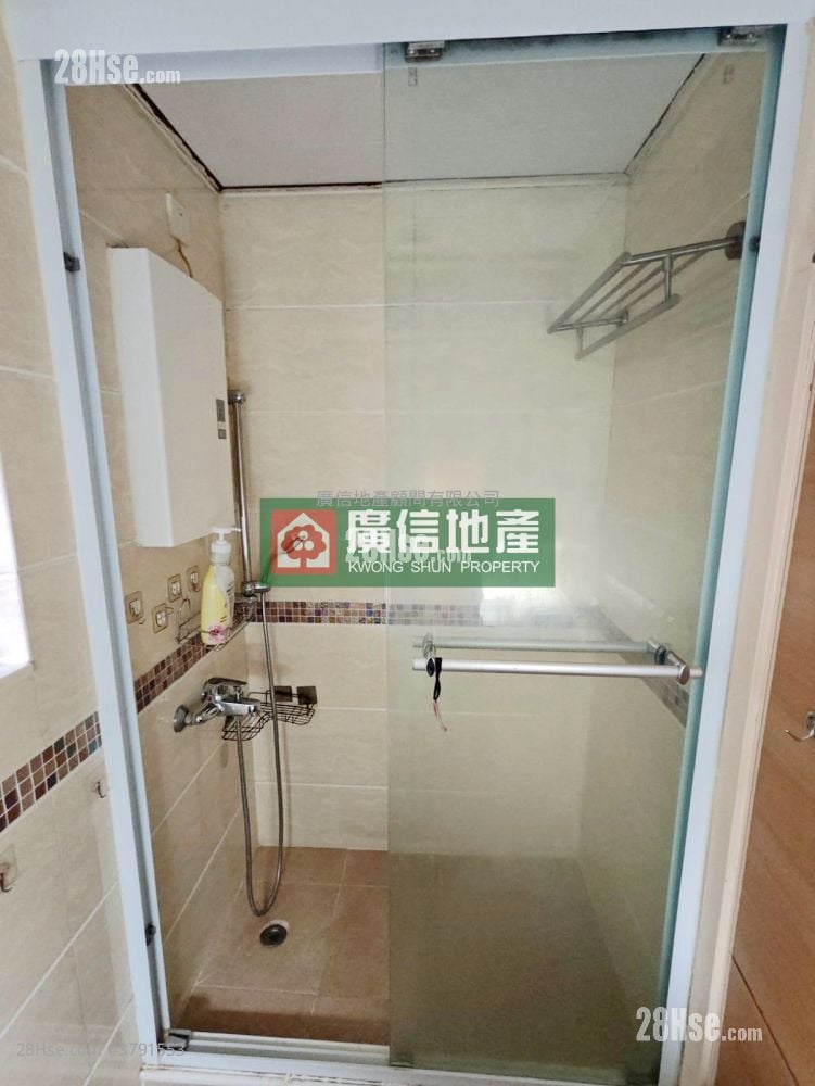 Metro Harbour View Rental 2 Bedrooms , 1 Bathroom 414 ft²