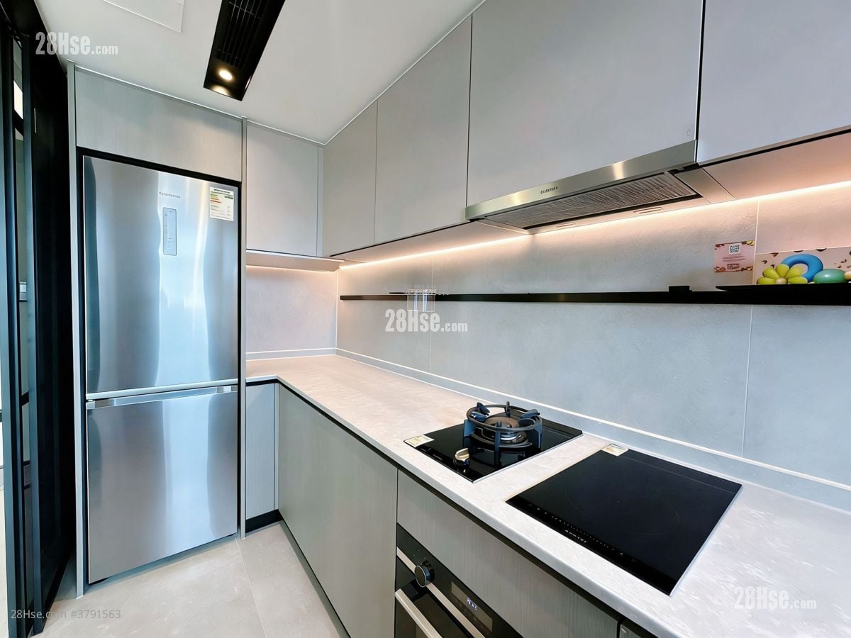 Novo Land Sell 3 Bedrooms , 1 Bathroom 685 ft²