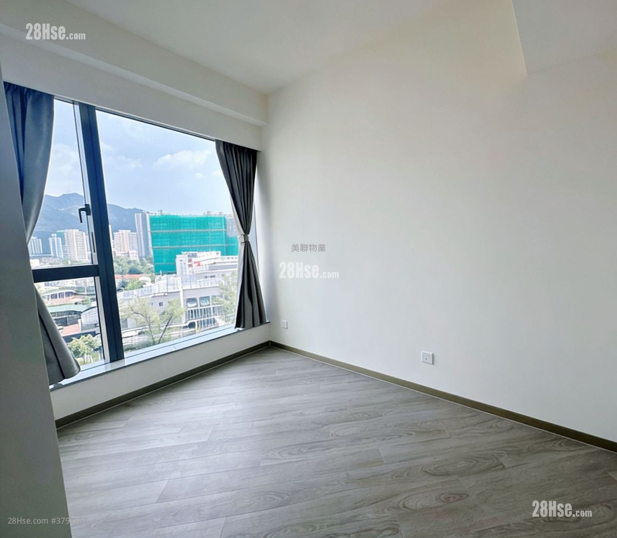 Novo Land Sell 3 Bedrooms , 1 Bathroom 685 ft²