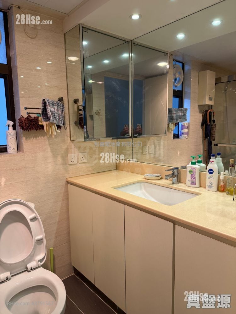 Fortress Garden Sell 3 Bedrooms , 2 Bathrooms 652 ft²