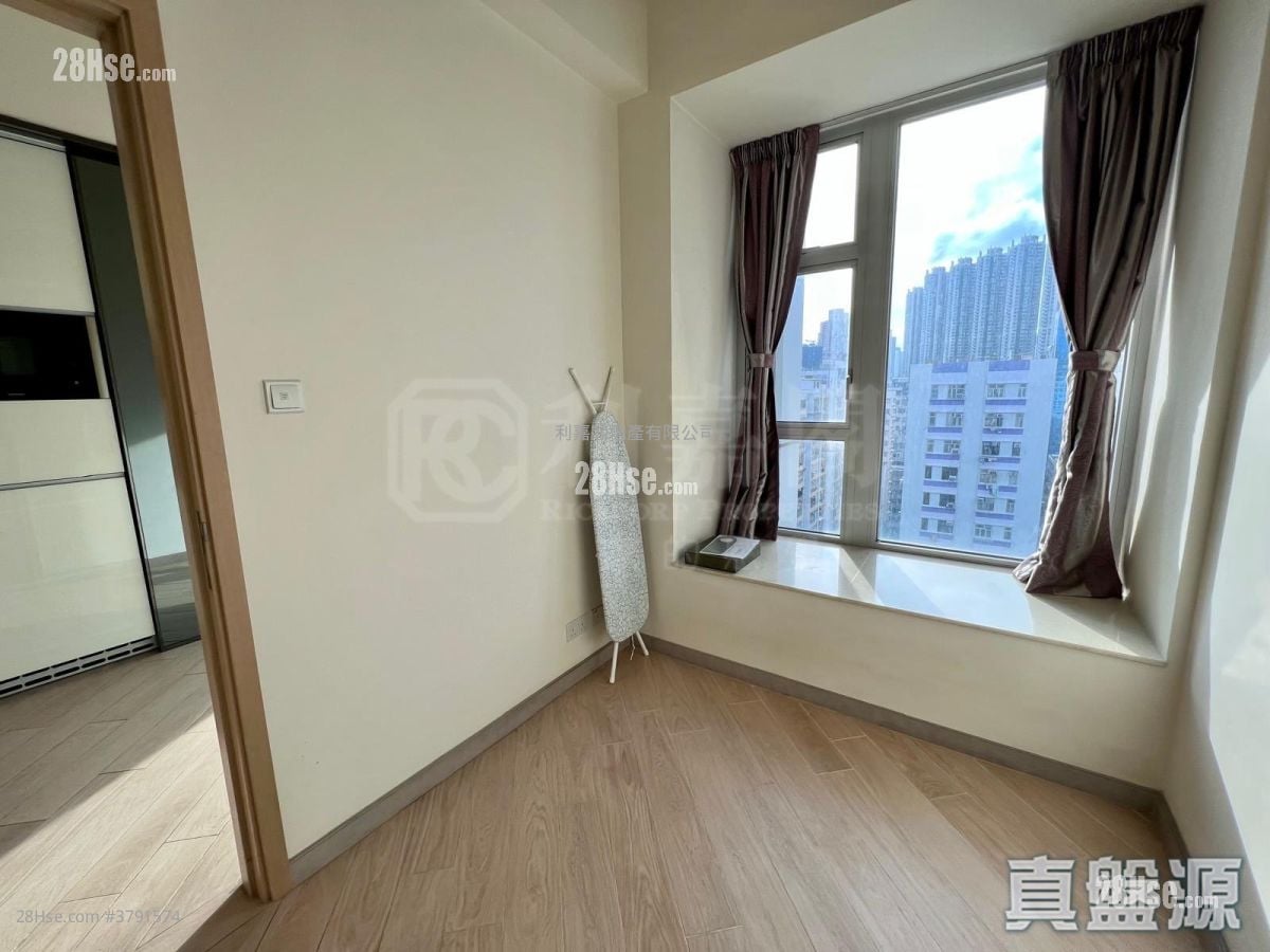 Lime Stardom Sell 1 Bedroom 297 ft²