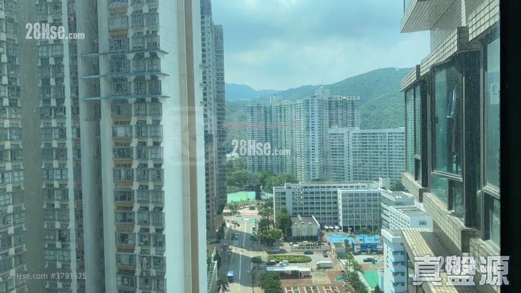 The Metro City Sell 3 Bedrooms , 2 Bathrooms 626 ft²