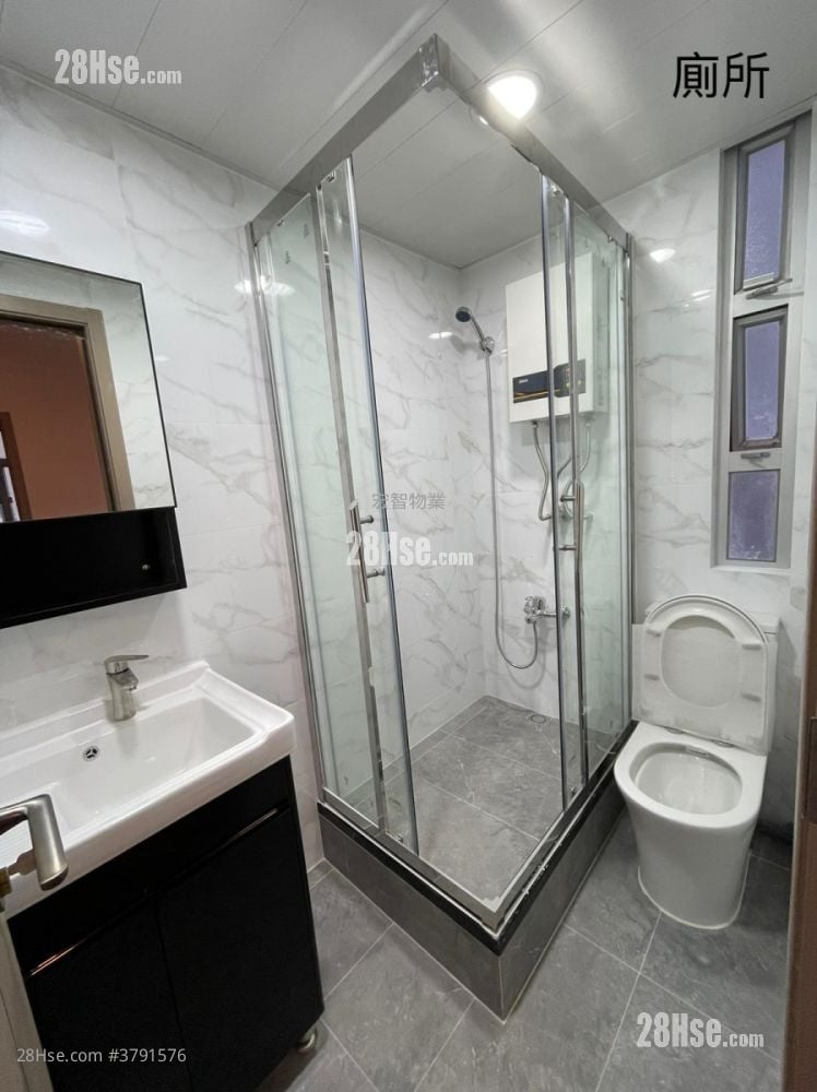 Wing Cheung Building Rental 295 ft²