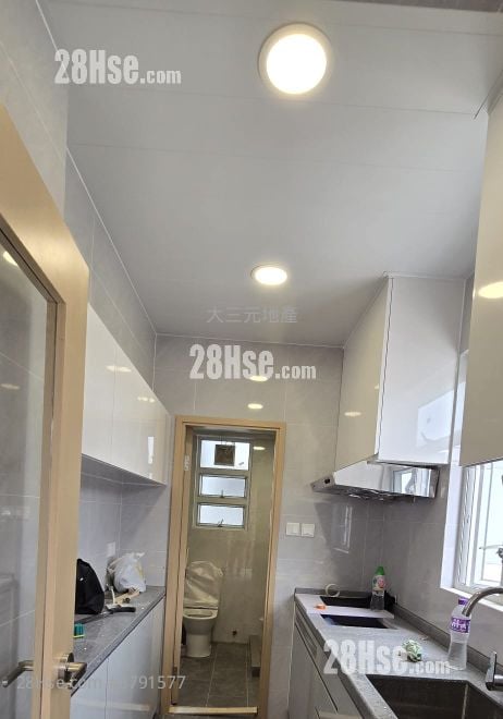 Wah To Building Rental 3 Bedrooms 491 ft²