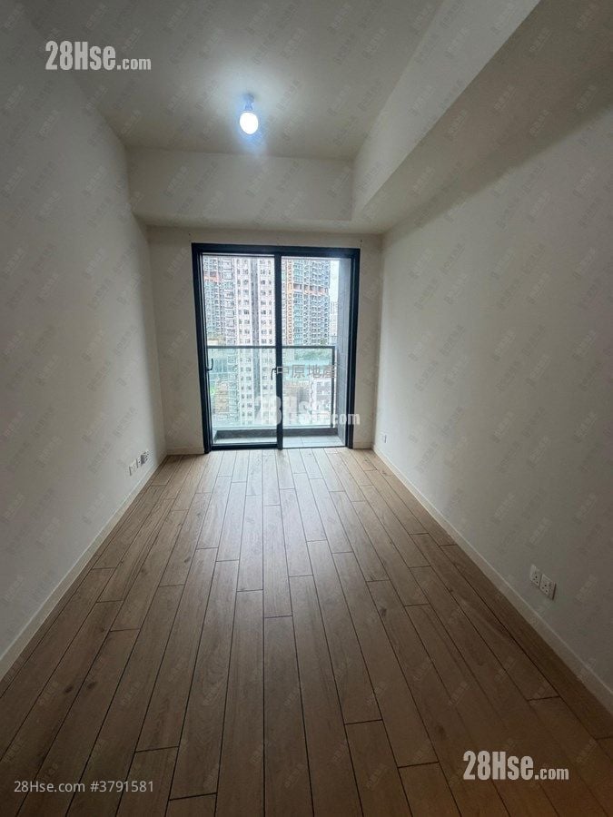 Coo Residence Sell 1 Bedroom , 1 Bathroom 320 ft²