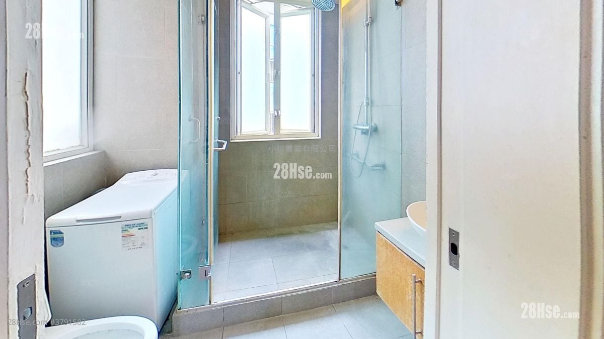 浴室: 荷李活道66号 租盘 开放式间隔 , 1 浴室 334 平方尺