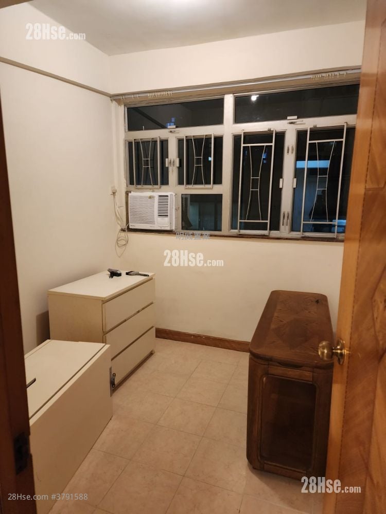 Kwong Fook Building Rental 2 Bedrooms 583 ft²