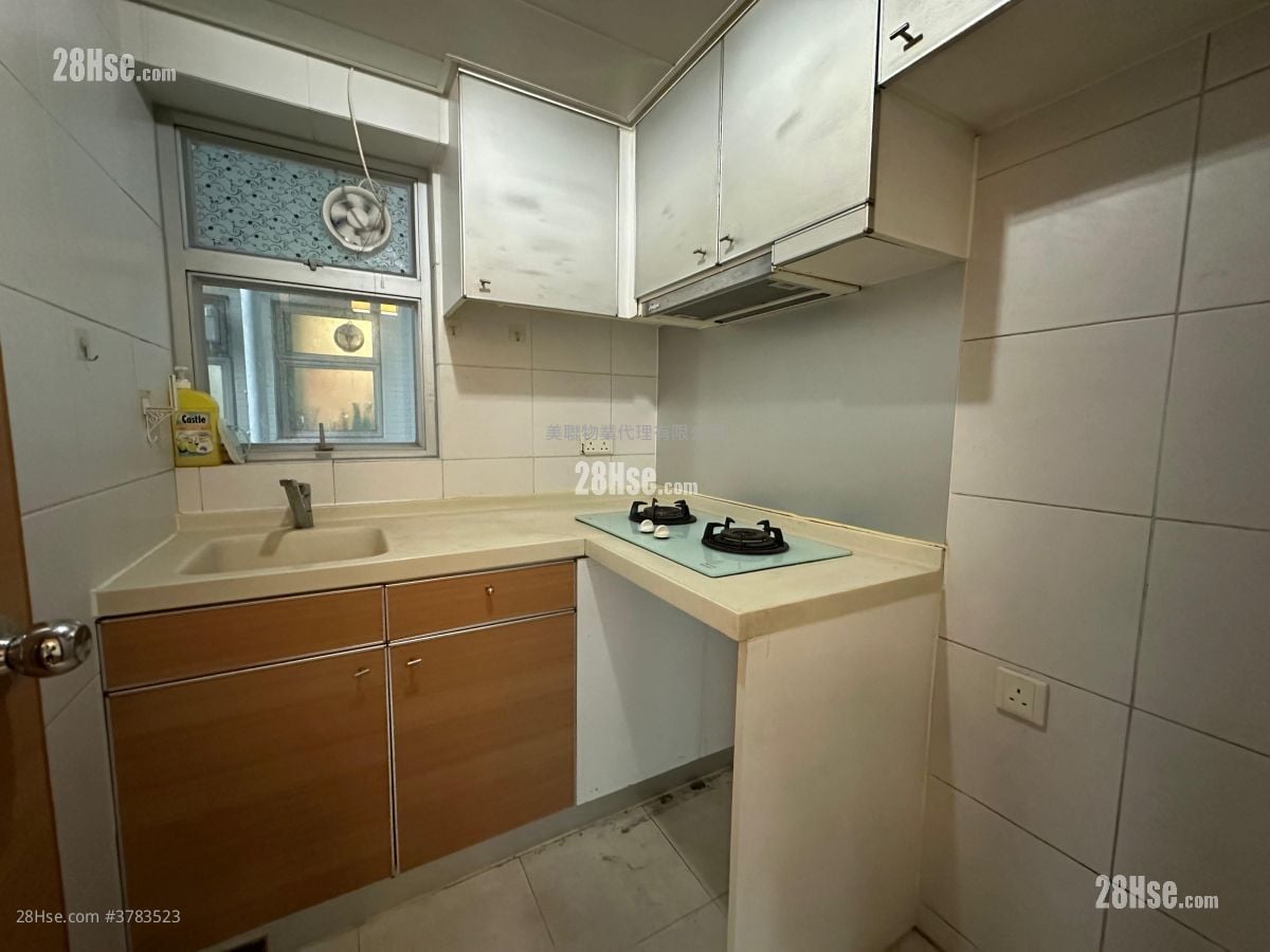 Metro Harbour View Sell 2 Bedrooms 347 ft²