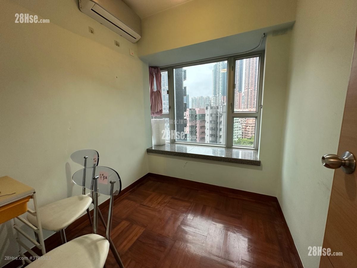 Metro Harbour View Sell 2 Bedrooms 347 ft²