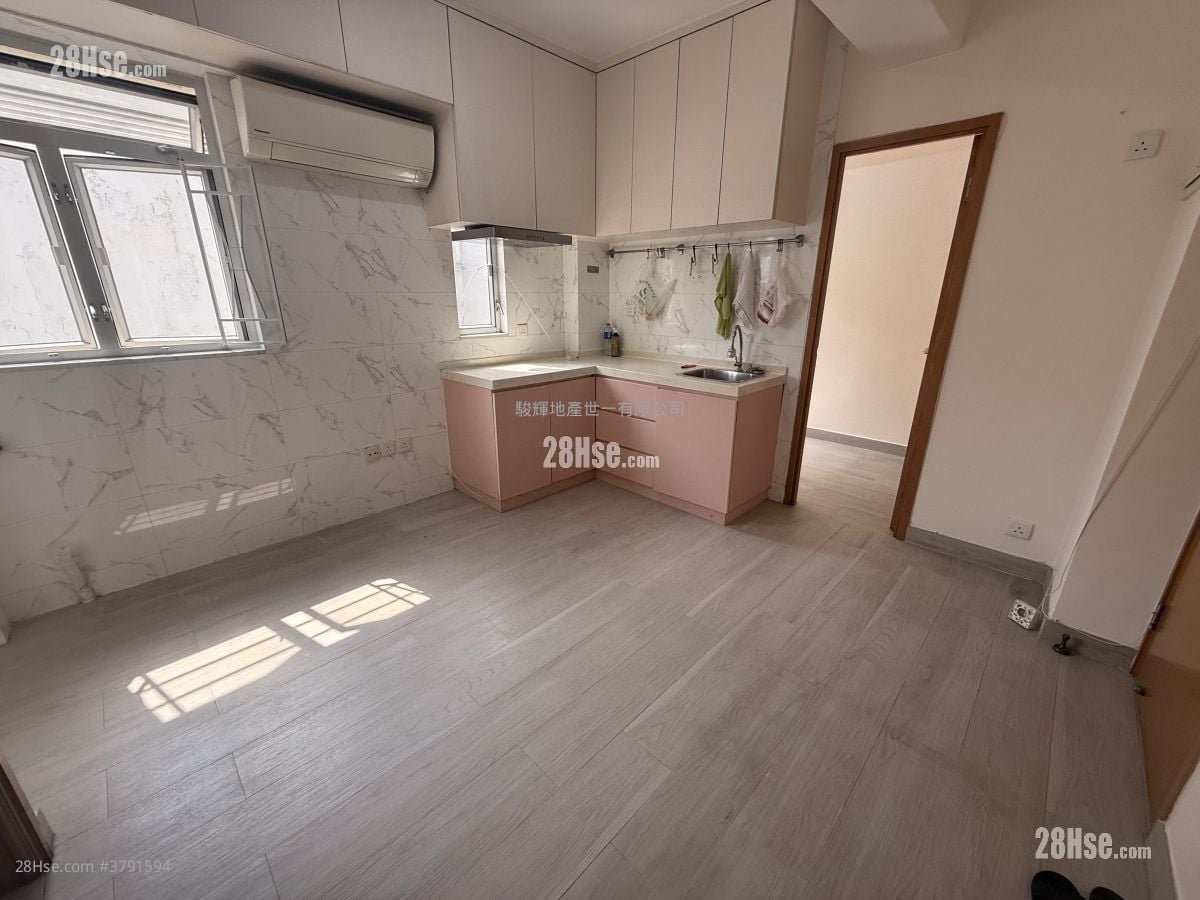 Kam Tong Building Rental 2 Bedrooms , 1 Bathroom 281 ft²