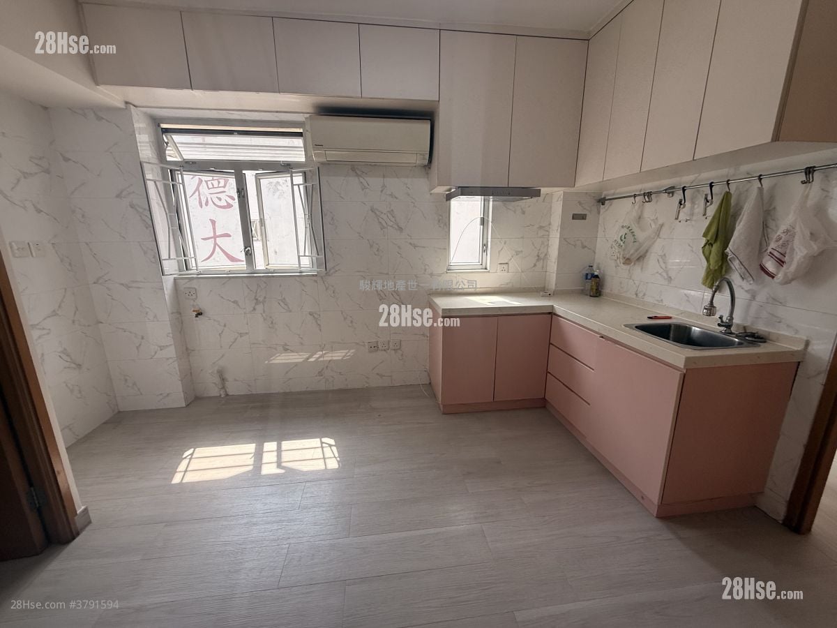 Kam Tong Building Rental 2 Bedrooms , 1 Bathroom 281 ft²